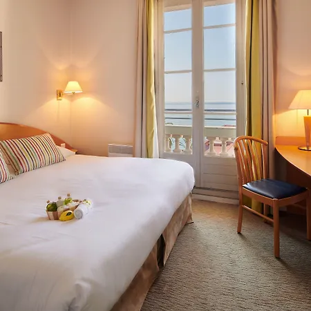 Bleues Balmoral 3*