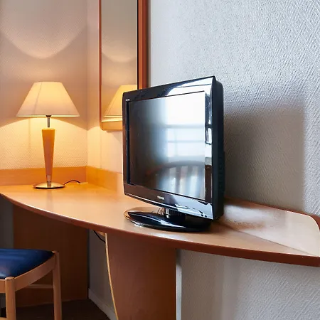 Bleues Balmoral Hotell 3*