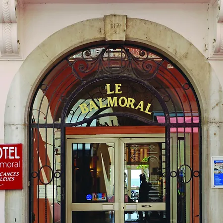 Bleues Balmoral Hotel