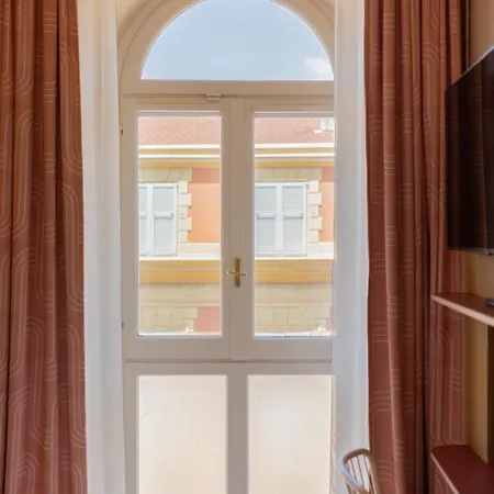 酒店 布鲁斯巴尔莫勒尔蓝色假日酒店酒店 3*