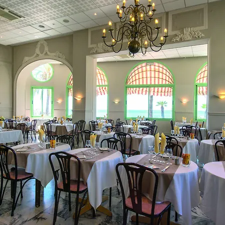 Hotel Bleues Balmoral 3*