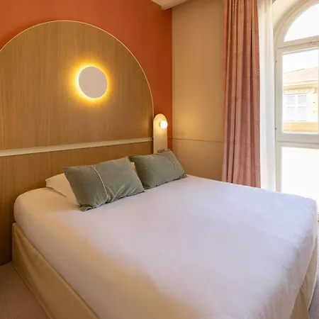 Bleues Balmoral Szálloda 3*