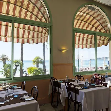Bleues Balmoral Hotel Mentona