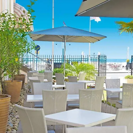 Hotel Bleues Balmoral 3*