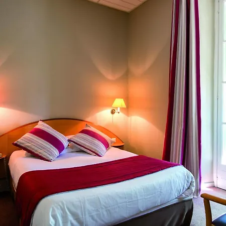 Bleues Balmoral Hotel Mentona
