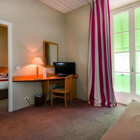 Bleues Balmoral Szálloda