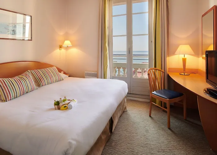 Bleues Balmoral 3*