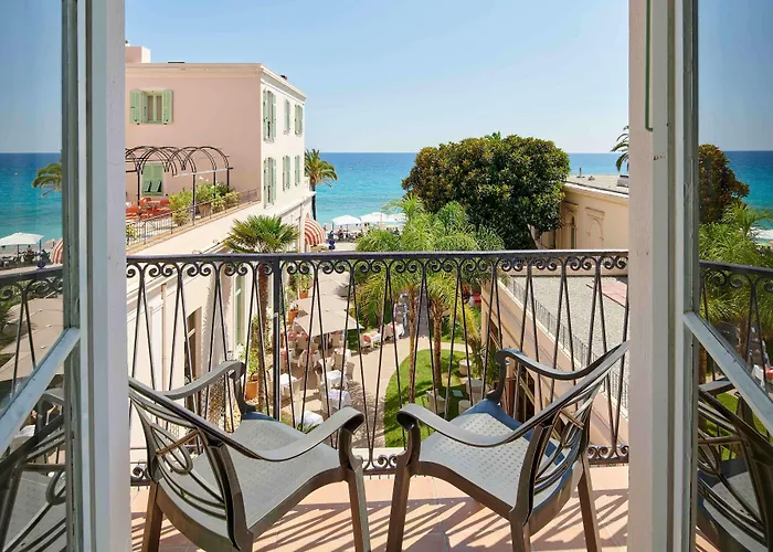 Bleues Balmoral مينتون
