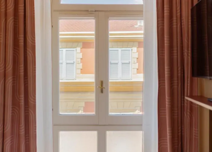 Hotell Bleues Balmoral 3*