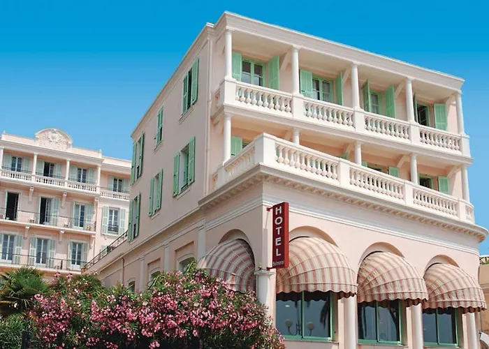 Bleues Balmoral فندق